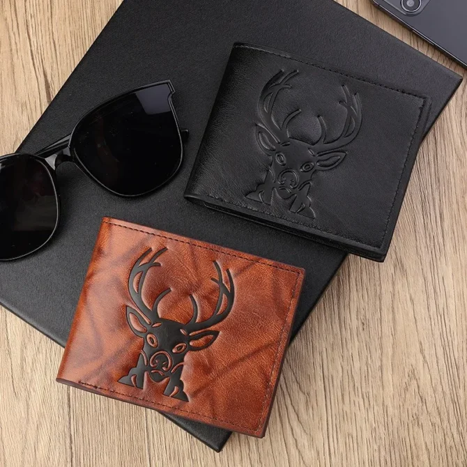 Men's Deer Head Pattern Wallet Classic 3D Embossed Design Two-fold Multiple Card Slots Leather Wallet
