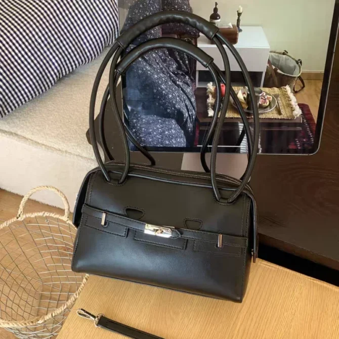 Luxury Underarm Bag Women Fashion Multi-layer Zipper Shoulder Bag New Belt Buckle Design Boston Bag Soft Leather Motorcycle Bags
