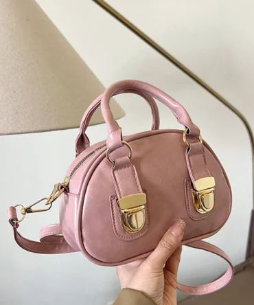 Vintage Women Pu Handbags Solid Large Capacity Female Casual Crossbody Boston Bags Female Soft Commute Leather Messenger Packs