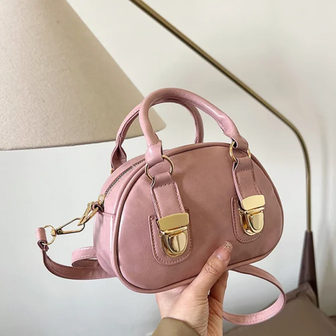 Vintage Women Pu Handbags Solid Large Capacity Female Casual Crossbody Boston Bags Female Soft Commute Leather Messenger Packs