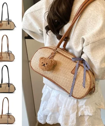 Boston Bag Sweet Straw Bowling Bag Elegant with Pendant Sand Beach Tote Bag Casual Commuting Weave Shoulder Bag Travel