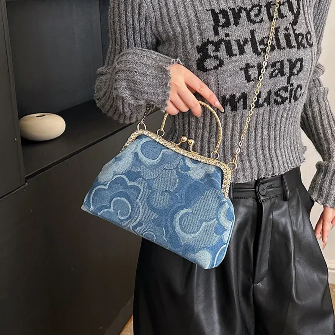 Large capacity Denim clip on women's handbag, single shoulder cheongsam bag, antique style bag, 2023 new chain handbag y2k sac