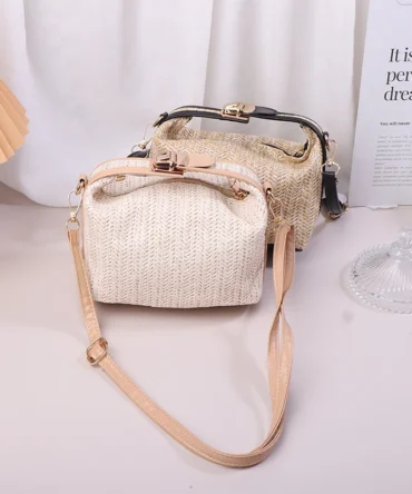 Straw Crossbody Bag For Women Fashion Bohemian Small Knitting Summer Purse And Handbag Ladies Casual Vacation Bucket Beach Bags