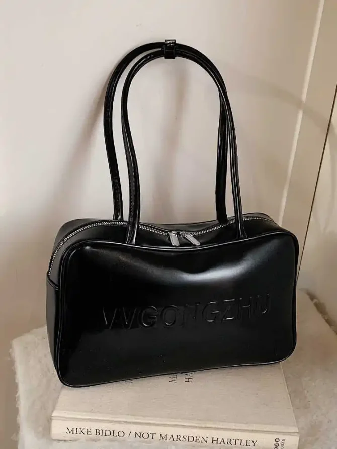 High-Grade Sense Vintage Red Shoulder Bags Creative Letter Design Women Armpit Bag Winter Trendy Commuter Handbags