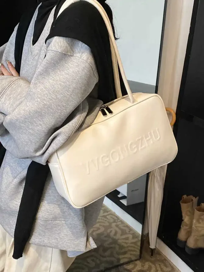 High-Grade Sense Vintage Red Shoulder Bags Creative Letter Design Women Armpit Bag Winter Trendy Commuter Handbags