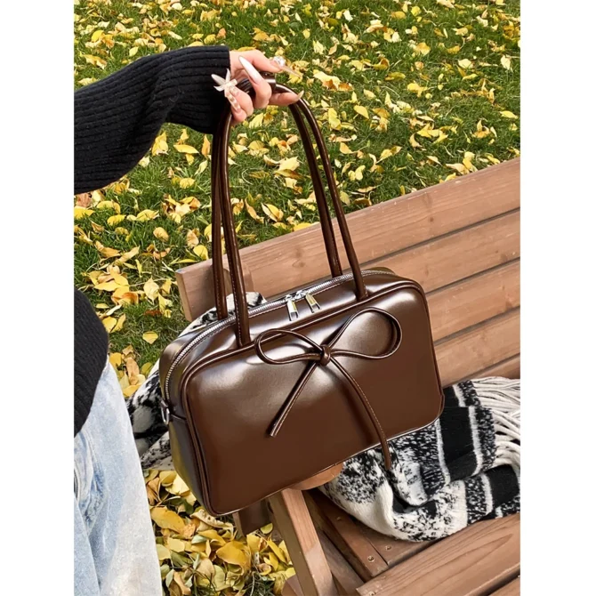 Women Pu Shoulder Bags Large Capacity Satchels Leather Underarm Bag Female Casual Commute Versatile Boston Crossbody Packs