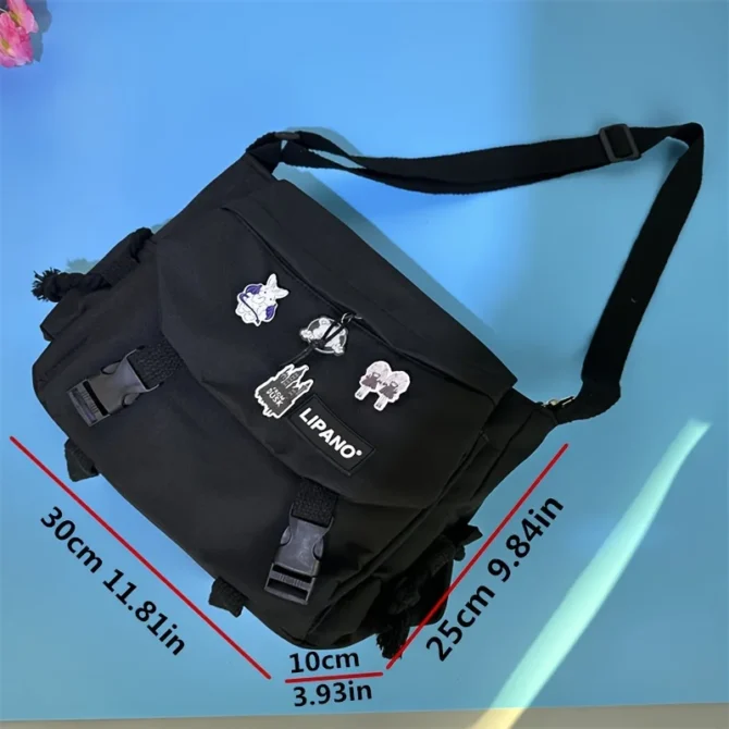Chic Water-Resistant Messenger Bag with Ample Space - Secure Zip, Adjustable Strap for Daily Use & Travel