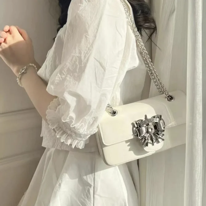 PU Leather Underarm Bag for Women, 3D Bow Locking, Female Shoulder Bag, Crossbody Bags, Purse Chain Handbags, Fashion Design