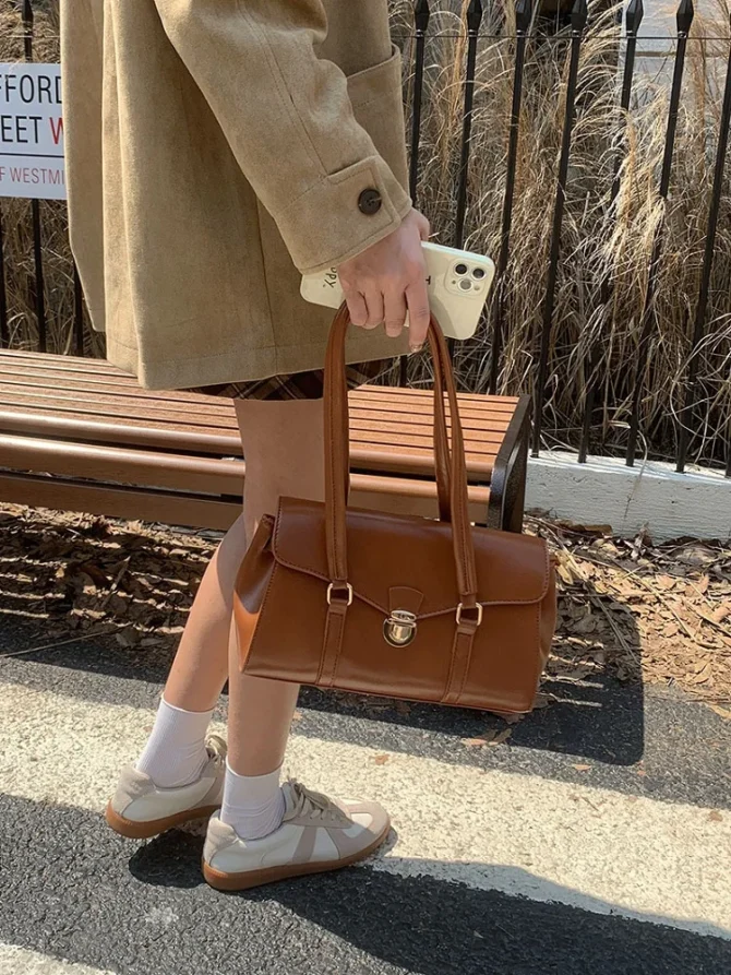 2025 new Korea style women Underarm bag shoulder casual Retro light luxury handbag shoulder bag for woman Commuter shopping bag